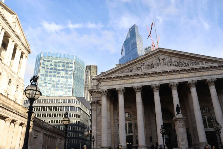 Bank of England warns of coming market correction